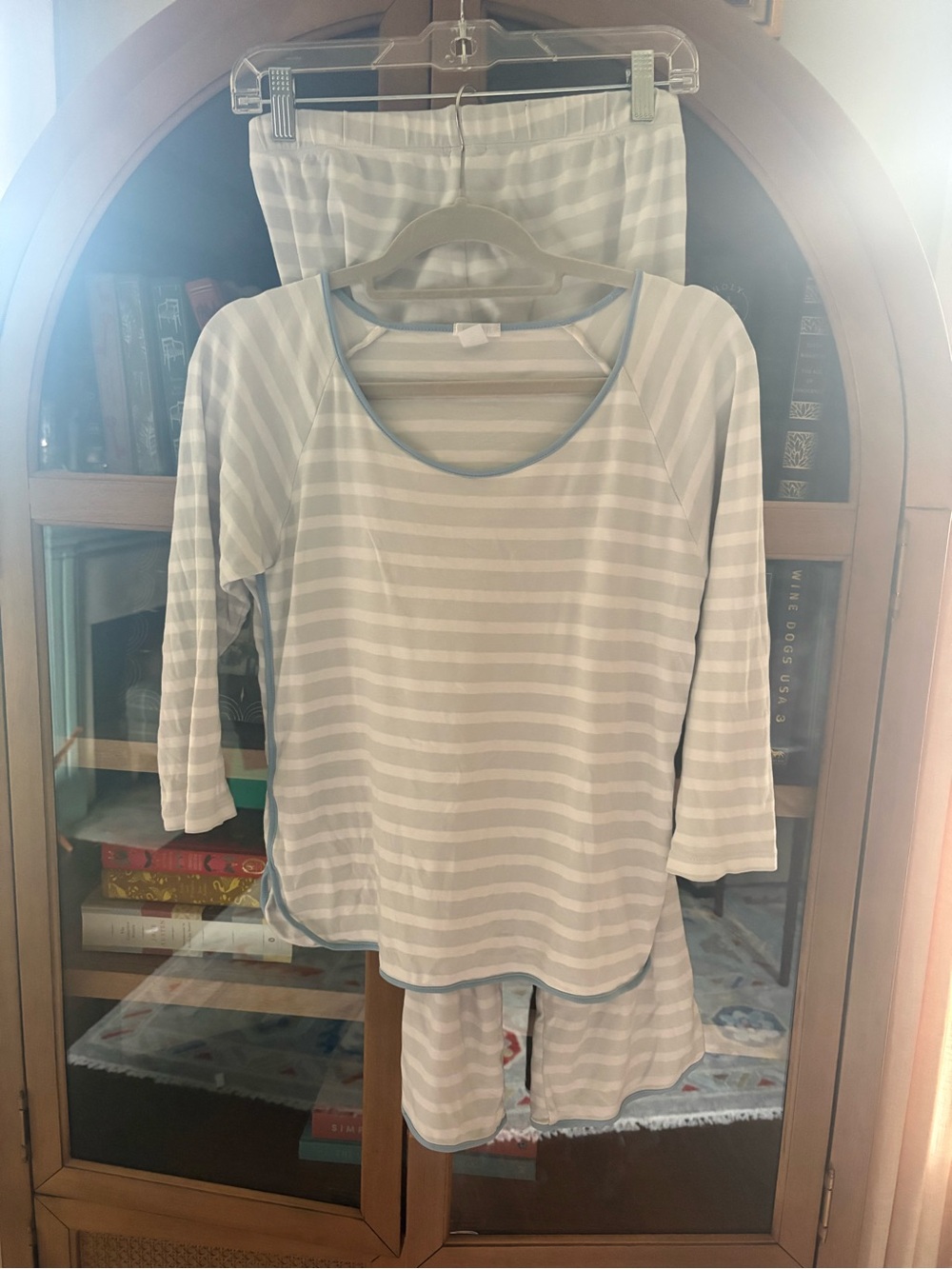 LAKE Striped Two-Piece Lounge Set in Light Gray and Cream size S
